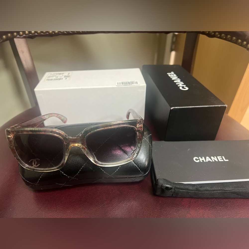 Chanel 100% Authentic Multicolor Chanel sunglasses